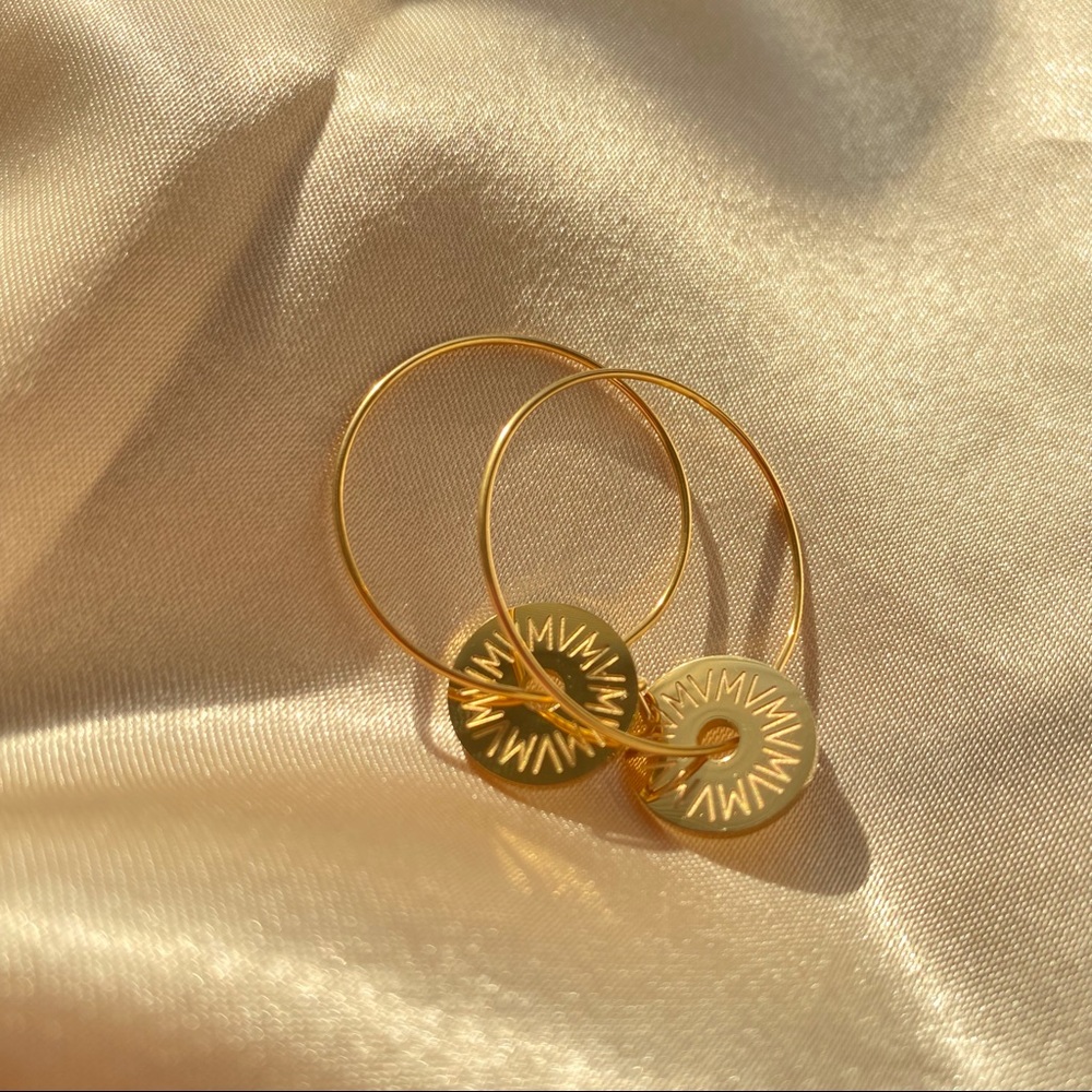 💙18K Goldplated Charm Hoops Earrings